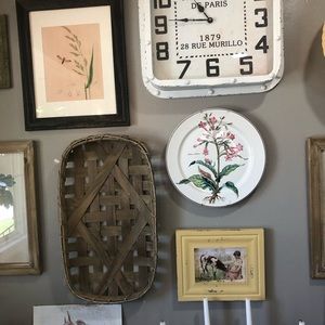 Villeroy and Bach Botanica Large Chop Plate